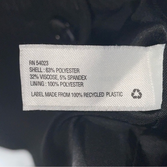 Gap Jacket 2 - Picture 4 of 4